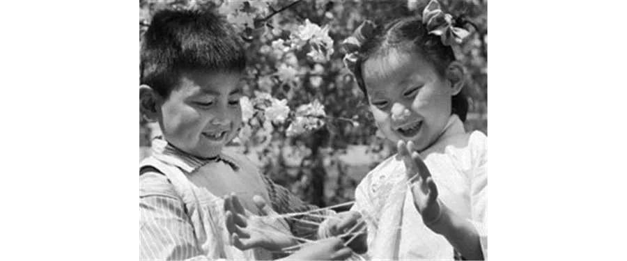翻花绳.jpg